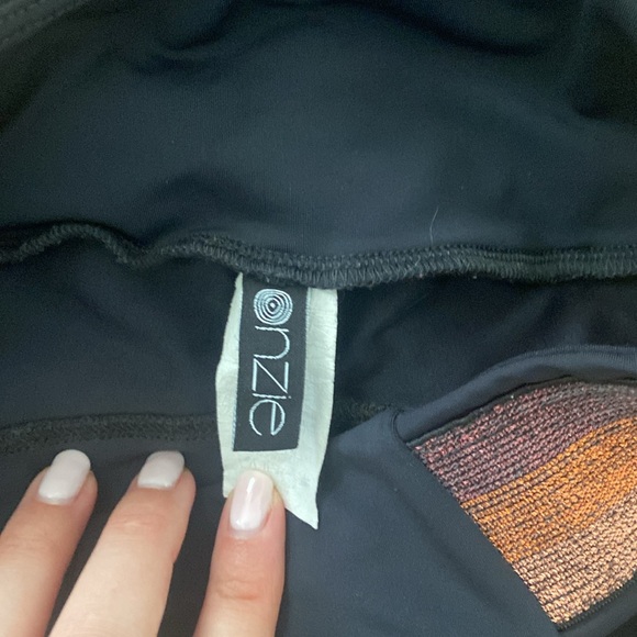 Cyclebar Rose Gold Metallic Black Leggings - Picture 5 of 8